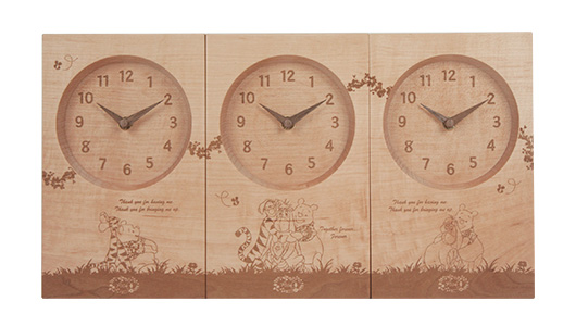 ディズニー３連時計　Ｓｔｏｒｙ　Ｌｉｎｅ　くまのプーさん　Ｔｏｇｅｔｈｅｒ　Ｆｏｒｅｖｅｒ【カエデ】