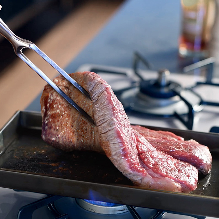 　オークス　大人の鉄板　鉄板小　蓋付き　ナイフフォークセット