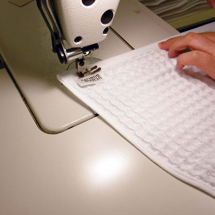 日本の極み　エアーワッフル　バスタオル　グレー