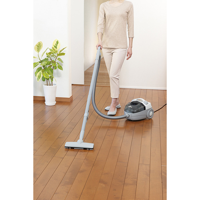 ツインバード　サイクロン式家庭用クリーナー