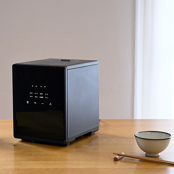 山善 キューブ型炊飯器 5.5合 ブラック