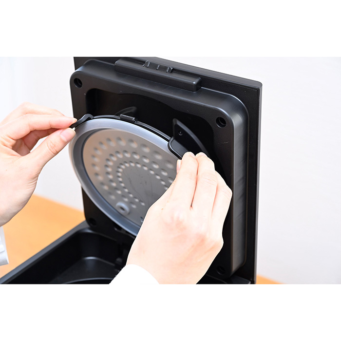 訳あり!!お値下しました！チョイス カタログ リンベル 家電 調理器具 新品 山善] キューブ型炊飯器 5．5合 ブラック｜カタログギフトのリンベル