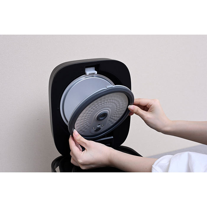 マイコン炊飯器　ブラック 5.5合 山善] マイコン炊飯器 5．5合 ブラック｜カタログギフトのリンベル[公式]