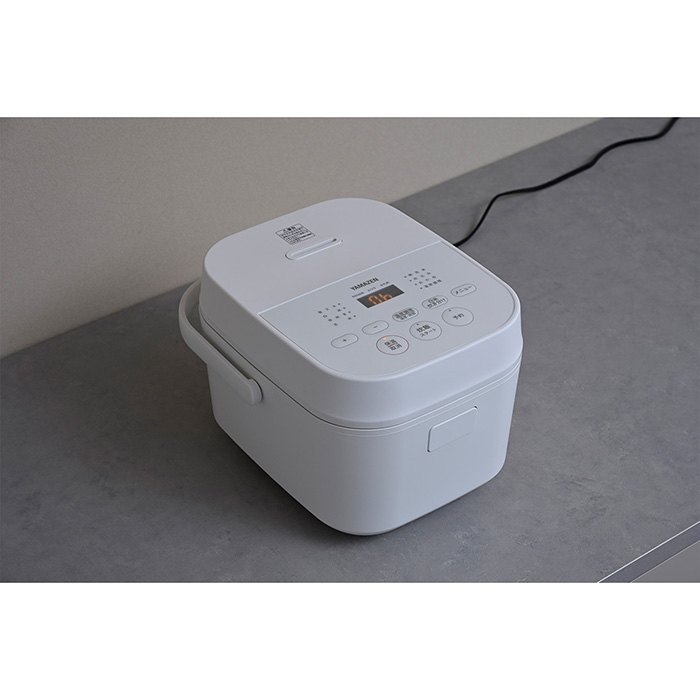 山善　マイコン炊飯器　５．５合　ホワイト