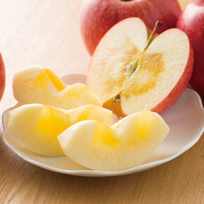 日本の極み 山形県産 高徳りんご １ ５ｋｇ お届けは１０月２０日 １１月１５日 カタログギフトのリンベル 公式