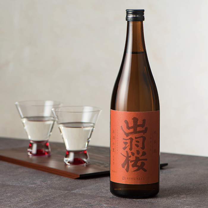 出羽桜酒造 純米酒 出羽の里 720ml 出羽桜酒造 純米酒 出羽の里 720ml