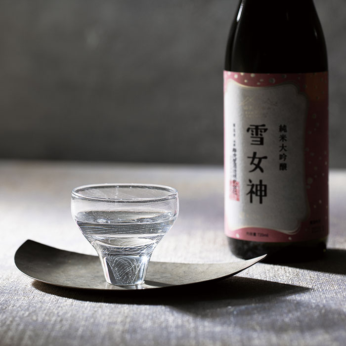 寿虎屋酒造 純米大吟醸 雪女神 720ml 寿虎屋酒造 純米大吟醸 雪女神 720ml