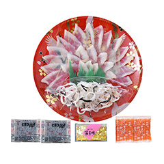 関とら本店　とらふぐ刺身金箔飾り