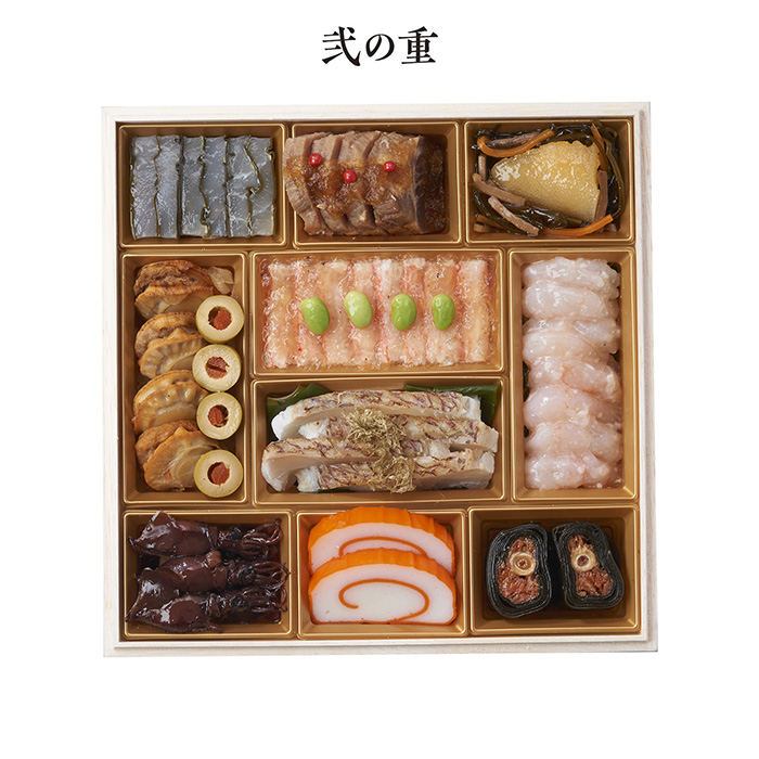 　特製　サライのおせち　三段重