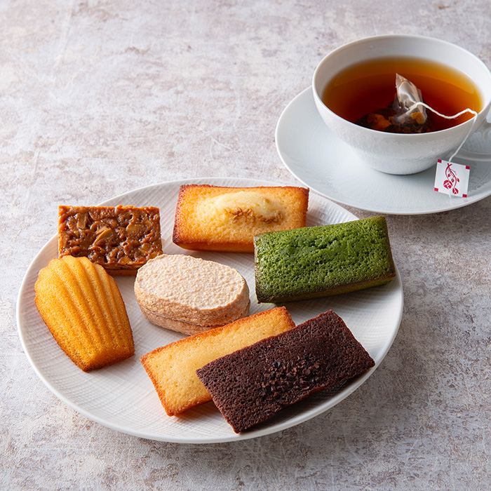 ラ・マーレ・ド・チャヤ　焼菓子と紅茶詰合せ