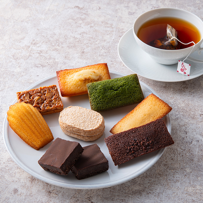 ラ・マーレ・ド・チャヤ　焼菓子と紅茶詰合せ
