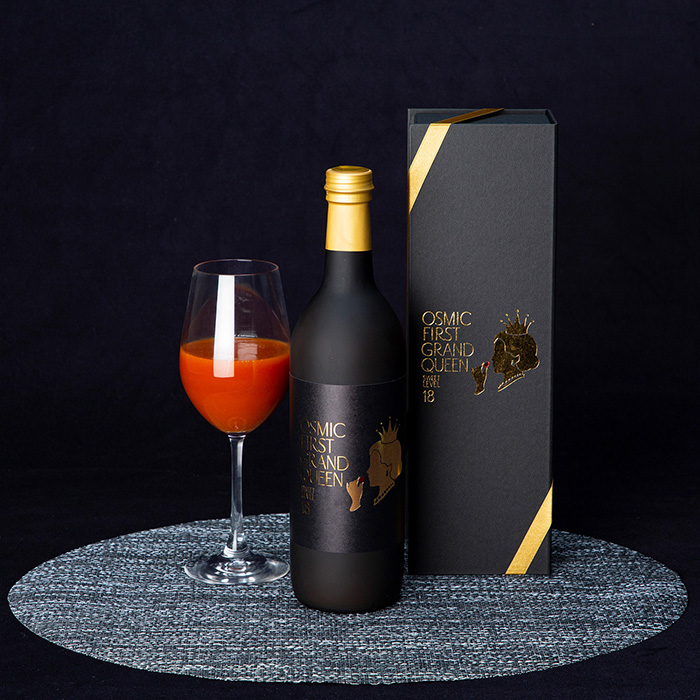 ＯＳＭＩＣ　ＦＩＲＳＴ　フルーツトマトジュース　ＧＲＡＮＤ　ＱＵＥＥＮ　７２０ｍｌ