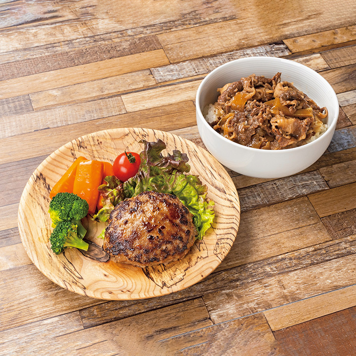 どさんこグルメ便 〈まつもと牧場〉黒毛農家が作った和牛丼・こぶ黒ハンバーグ