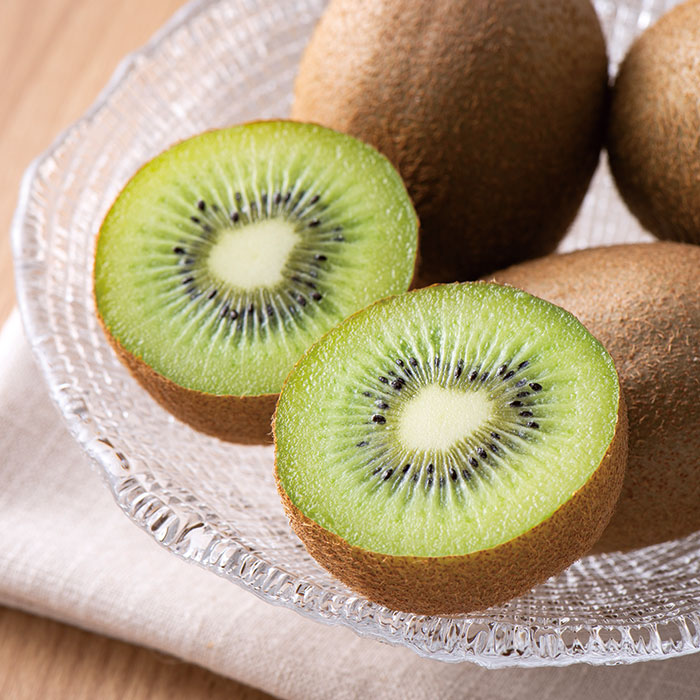 ふるさとの極み　山梨県産　キウイフルーツ５００ｇ（４～６個）（お届けは１２月１日～２月２８日）