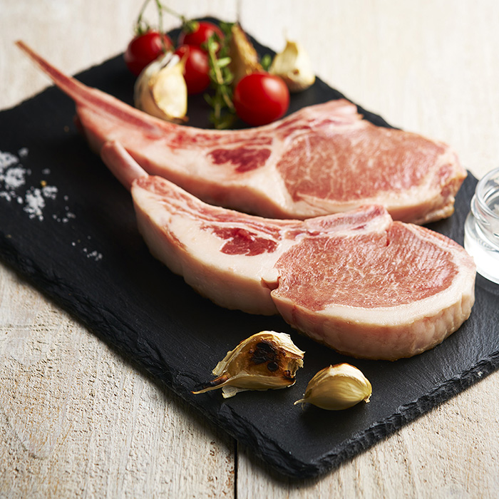 ＩＢＥＲＩＣＯ　ＹＡ　トリュフ塩で食べるイベリコ豚骨付きステーキ