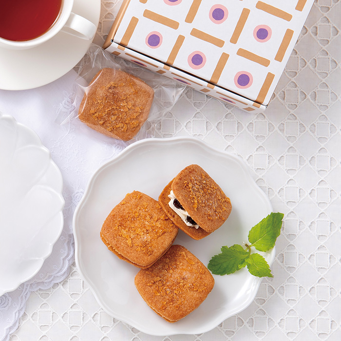 ブランドォレ レーズンサンド ブランドォレ レーズンサンド