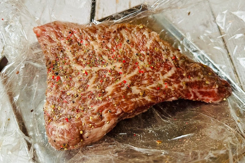 米沢牛 ローストビーフ用塊肉（モモ） 写真2