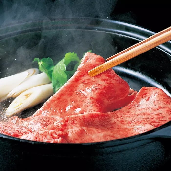 近江牛　すき焼用　５００ｇ
