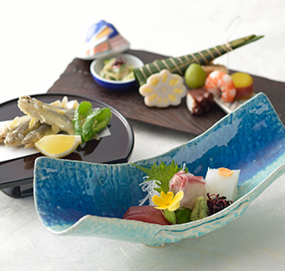 　［京都・堀川］京都東急ホテル　京料理　たん熊北店　Ｄｉｒｅｃｔｅｄ　ｂｙ　Ｍ．Ｋｕｒｉｓｕ　　ランチペア