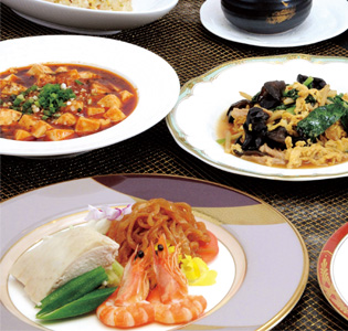 　［京都・堀川］京都東急ホテル　中国料理　星ヶ岡　ランチ／ディナーペア