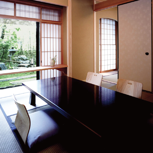 　［福岡・桜坂］桜坂　観山荘　ランチ／ディナーペア