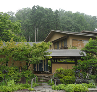 　［山形・かみのやま温泉］名月荘　ペア宿泊