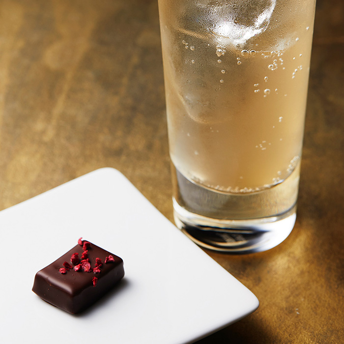 　［東京・丸の内／大阪・梅田］ショコラティエ　パレドオール　カフェペア