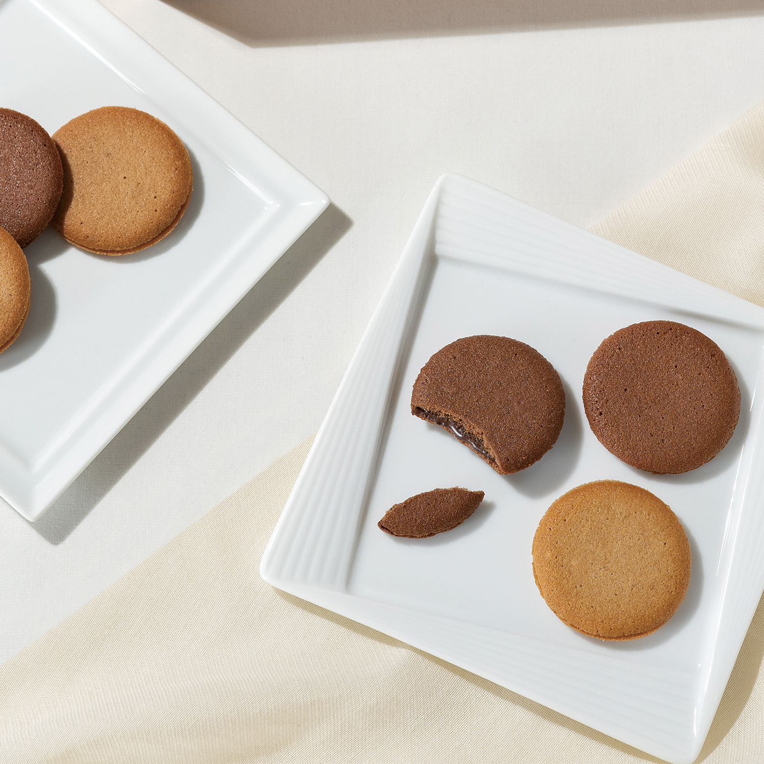 【ギフトセット】　カタログギフト　プレゼンテージ　ノクターン（一般）＋ゴディバ　ラングドシャクッキーアソートメント