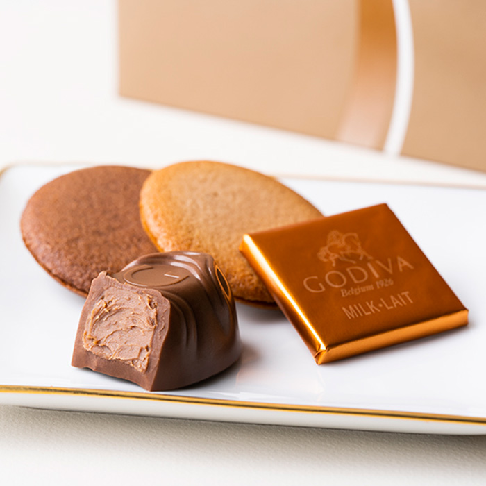 ゴディバ　クッキー８枚＆チョコレートアソート　１３粒入